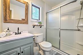 Lovely Roscommon Cabin < 3 Mi to Higgins Lake!