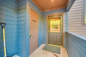 Cozy Alpine Escape: Ski-in/out at Lutsen Mtns