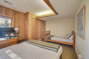 Cozy Alpine Escape: Ski-in/out at Lutsen Mtns