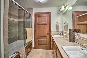 Luxe Coos Bay Escape w/ Patio + River Views!