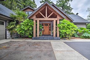 Luxe Coos Bay Escape w/ Patio + River Views!