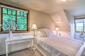 Luxe Coos Bay Escape w/ Patio + River Views!