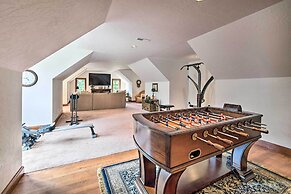 Luxe Coos Bay Escape w/ Patio + River Views!