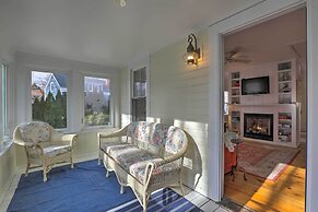 Kennebunk Cottage w/ Yard < 1 Mi to Beach!