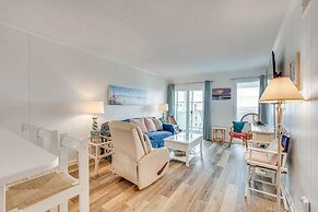 Chic Condo w/ Ocean Views & Pool - Walk to Beach!