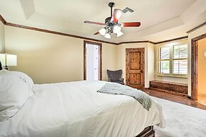 Pool & Putting Green: Pet-friendly Glendale Home