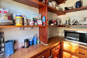 Chic Milwaukee Apartment in Hip Neighborhood!