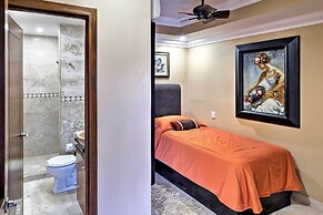 Beachfront Resort Condo w/ Wraparound Balcony!