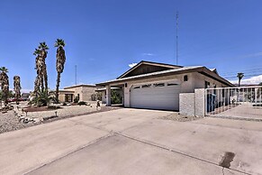 4 Mi to Lake Havasu: Luxe Home in Arizona!