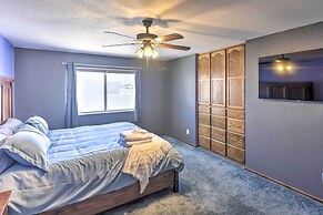 4 Mi to Lake Havasu: Luxe Home in Arizona!