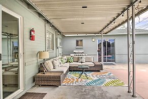 Phoenix Desert Getaway: Pool, Grill & EV Charging!