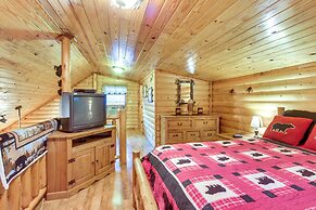 Backyard & Porch: Rural Cosby Log Cabin!