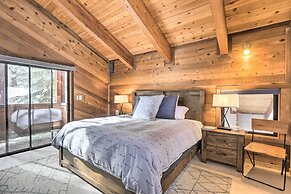 Chic Truckee Cabin Close to Golf Course & Hiking