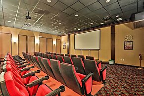 Spacious Resort Home w/ Pool - 11 Mi to Disney!