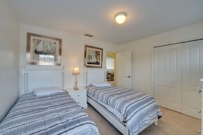 Spacious Resort Home w/ Pool - 11 Mi to Disney!