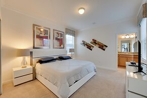 Spacious Resort Home w/ Pool - 11 Mi to Disney!