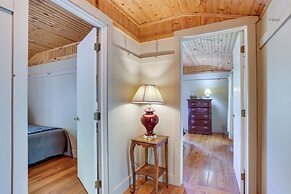 Cozy Indiana Cabin Rental w/ Private Porch & Grill