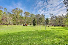 Cozy Indiana Cabin Rental w/ Private Porch & Grill