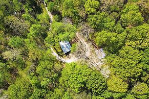 Cozy Indiana Cabin Rental w/ Private Porch & Grill