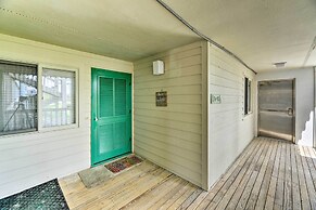 Point Emerald Resort Retreat: Walk to Beach!