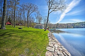 Lakeside Milford Home w/ Fire Pit & Paddleboat