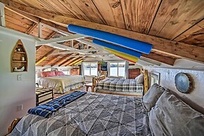 Lakeside Milford Home w/ Fire Pit & Paddleboat