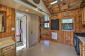 Lakeside Milford Home w/ Fire Pit & Paddleboat