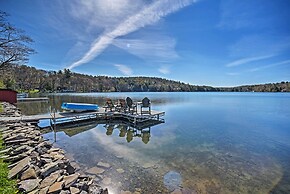 Lakeside Milford Home w/ Fire Pit & Paddleboat