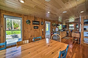 Lakeside Milford Home w/ Fire Pit & Paddleboat