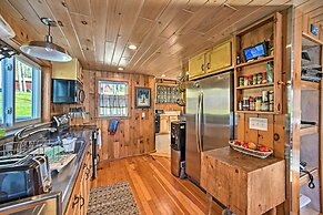 Lakeside Milford Home w/ Fire Pit & Paddleboat