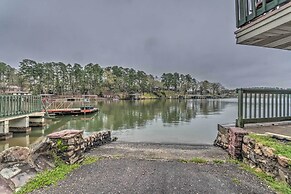 Mod Hot Springs Condo With Dock on Lake Hamilton!