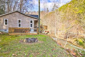 Idyllic Creekside Bryson City Gem w/ Hot Tub!