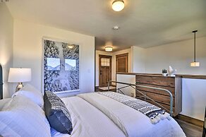 Scenic Studio w/ Loft & View of the Columbia River