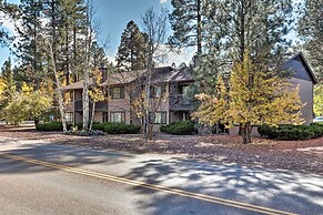 Pinetop Condo w/ Deck, Grill, 30 Mi to Sunrise Ski