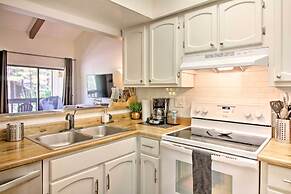 Pinetop Condo w/ Deck, Grill, 30 Mi to Sunrise Ski