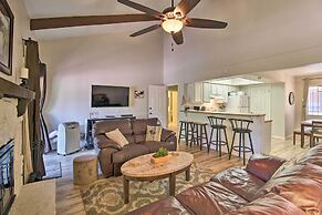Pinetop Condo w/ Deck, Grill, 30 Mi to Sunrise Ski