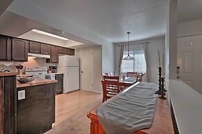 Pinetop Condo w/ Deck, Grill, 30 Mi to Sunrise Ski