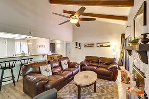 Pinetop Condo w/ Deck, Grill, 30 Mi to Sunrise Ski