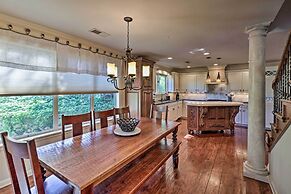 Lakefront Oasis w/ Private Dock in Hot Springs!