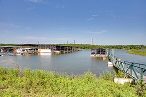 Lake Texoma Cabin Near Willow Springs Marina!