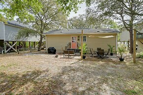 Oak Island Vacation Rental < 1 Mi to Beach!