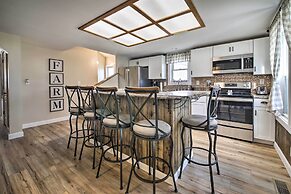Farm-style Ste. Genevieve Retreat w/ Fire Pit!