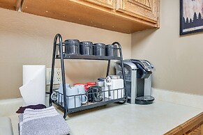 Brian Head Condo w/ Pool Access - Steps to Resort!