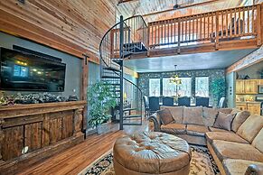 Flagstaff Cabin on 5 Acres w/ Fireplace & Fire Pit