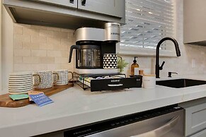 Charming Baton Rouge Retreat ~ 3 Mi to Lsu!