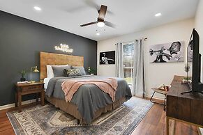 Charming Baton Rouge Retreat ~ 3 Mi to Lsu!