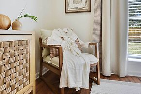 Charming Baton Rouge Retreat ~ 3 Mi to Lsu!