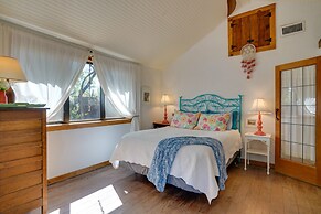 Patagonia Cottage w/ Patio & Yard: Walk to Town!