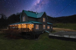 The Olde Homestead w/ Mtn Views Near Coudersport