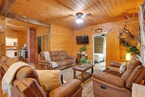 The Olde Homestead w/ Mtn Views Near Coudersport